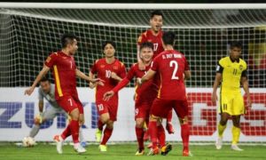 Tuyển Việt Nam là cửa trên, sao phải nói chuyện 'sợ Thái Lan'