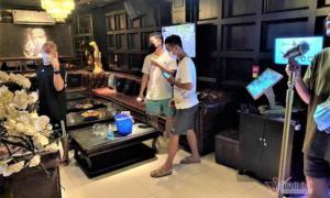 Thảm cảnh 2021: Karaoke đóng cửa phủ bụi vẫn mất 3 tỷ đồng/tháng
