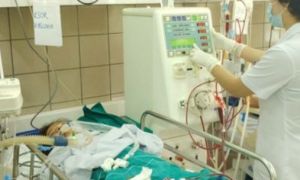 3 người trong một gia đình chết sau bữa trưa, 2 gia đình nạn nhân từ chối xét...