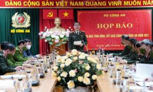 Bộ Công an: Số tiền từ thiện vào tài khoản nghệ sĩ ít hơn tiền phát cho đồng...