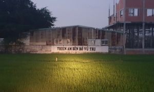 Hé lộ mối quan hệ phức tạp gây rúng động ở