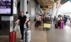 Việt kiều cần chuẩn bị gì khi về TP.HCM đón Tết?