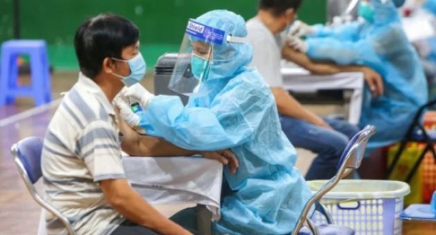 Vì sao app Sổ sức khỏe điện tử của nhiều người chưa cập nhật tiêm vắc xin mũi 3?