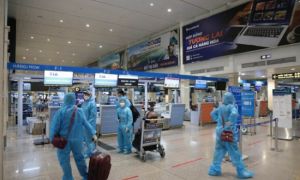 Vụ 4 quan chức Cục Lãnh sự bị bắt giữ: Sao nỡ ''móc túi'' người hoạn nạn!