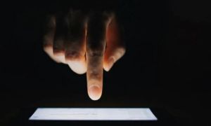 Cảnh báo cực kỳ nghiêm trọng: hàng tỷ người dùng iPhone đã bị hack