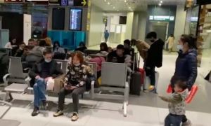 Người Việt tại Ukraine trên chuyến bay bảo hộ công dân đầu tiên: Rất nóng lòng...