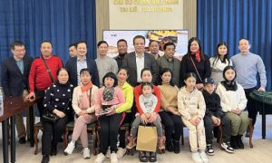 Chuyến bay thứ hai từ Moskva đưa công dân Việt Nam sơ tán về nước