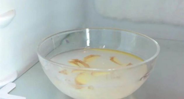 Bóp kem đánh răng vào gừng đem lại hiệu quả tuyệt vời, vợ biết mà làm theo thì...