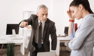 Sinh viên ra trường: Người được trả lương 2.000 USD, người chỉ 6 triệu đồng