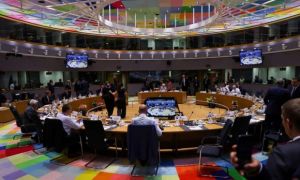 Vĩnh viễn thoát Nga - Bao giờ thoát Trung