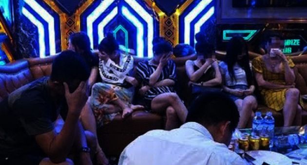 33 người Việt Nam bị bắt khi bay lắc trong quán karaoke ở Hàn Quốc