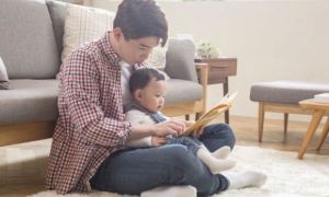 /thumb/thumb.php?src=images/stories/content/2022/07/18/1_dan-ong-hien-dai-phai-vua-kiem-tien-gioi-vua-cham-lam-viec-nha.jpg&w=300&h=180&zc=1&q=80&a=c