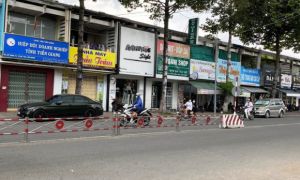 Ôm nhà công vụ - Lòng tham và sự tự trọng