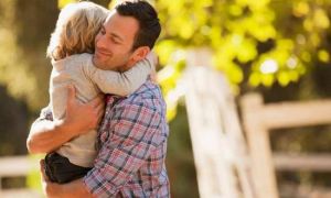 Sự thiếu tự giác của trẻ đôi khi có liên quan đến phương pháp giáo dục của cha...