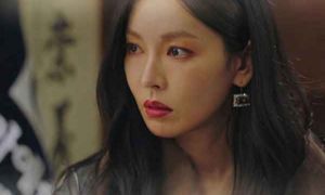 Vợ chồng tôi cãi nhau, mẹ chồng chỉ nói một câu mà chúng tôi vội nín lặng