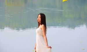 Khi phụ nữ có tình cảm với một người khác giới, cô ấy sẽ có ba gợi ý khó hiểu...