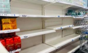 Du học sinh Việt ở châu Âu lo lắng vì giá cả tăng