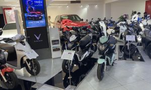 VinFast dừng dịch vụ đổi pin xe máy điện