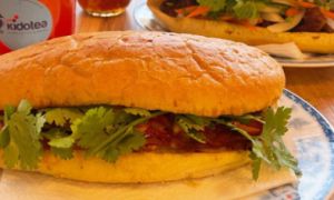 “Bánh mì Việt Nam” ở Hamburg