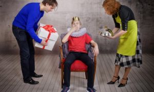 Tính ích kỷ của trẻ bắt nguồn từ đâu?