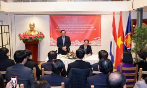 Cuộc trò chuyện của Thủ tướng với người Việt ở Hà Lan và lời đề nghị đặc biệt