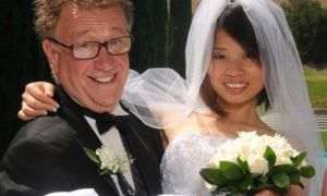 Mẹ nằng nặc đòi lấy chồng Tây để sinh con lai, nhìn bé chào đời thở dài thất...