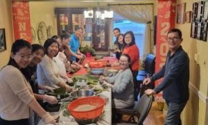 Nồi bánh chưng, bánh tét đón tết Việt ở nơi lạnh -6 độ C