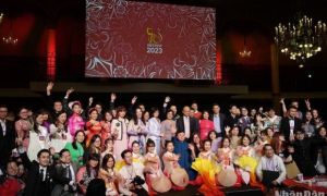 Vietfest 2023: Đêm nghệ thuật sôi động và tôn vinh nét đẹp nữ sinh Việt Nam