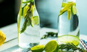 Uống nước chanh mỗi ngày có tốt không?