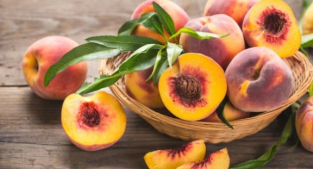 Những điều cần lưu ý khi ăn đào