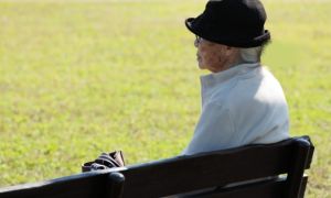 Từ 50-60 tuổi, xuất hiện 5 điều sau nghĩa là cơ thể bắt đầu già đi: Không phải...