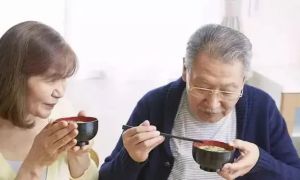 Tại sao người Nhật ăn cơm mỗi ngày nhưng hiếm khi bị tiểu đường, béo phì? 3...