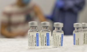 Đức: Tiêm hơn 200 mũi vaccine Covid-19 trong gần ba năm