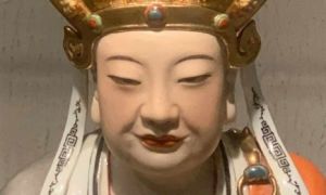 Bức tượng La Hán 'cạn lời' ở Trung Quốc bỗng gây sốt