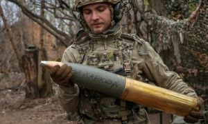 Politico: Mỹ sắp công bố hợp đồng vũ khí 6 tỉ USD cho Ukraine