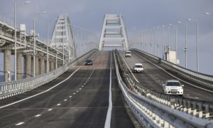 Cầu Crimea bị đe dọa tấn công, Nga yếu ớt chỉ trích quan chức châu Âu
