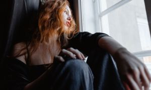 Đến gặp nhân tình của chồng, vợ lặng người nghe một câu nói