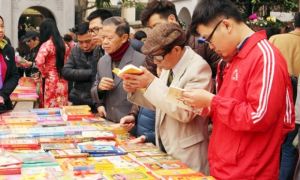 Lý giải sao đây khi thơ mỗi ngày một ít người đọc?