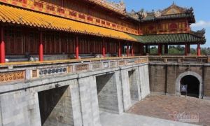 Trùng tu đúng nghĩa hay phá hoại di sản của cha ông ?