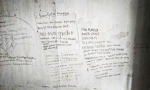 Phát hiện hài cốt vợ cũ và con trai trong nhà sau 10 năm không liên lạc