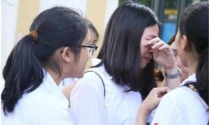 Câu chuyện hút hàng ngàn bình luận lúc này: Con đỗ Đại học Y Hà Nội, mẹ cấm...