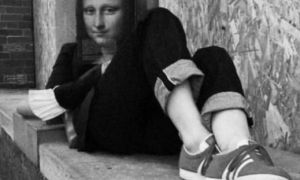 Đọc sách mà tin cả vào sách thì thà đừng có sách còn hơn