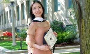 Làm việc tại Liên hợp quốc, nữ sinh Việt luôn hướng về quê nhà