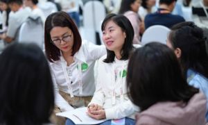 Du lịch, ăn uống có 'chữa lành' được cho người trẻ?