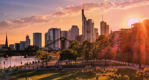 Frankfurt những ngày cuối thu: vẻ đẹp lãng mạn và trầm lắng
