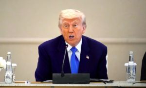 Nóng: Ông Trump chính thức tuyên bố đơn phương áp thuế với 150 quốc gia, dừng...