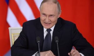 Vì sao nhiều người Việt vẫn mù quáng ủng hộ Putin?