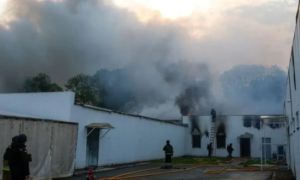 Ukraine: Nga tấn công drone lớn nhất ngay trước thềm cuộc gọi Trump-Putin