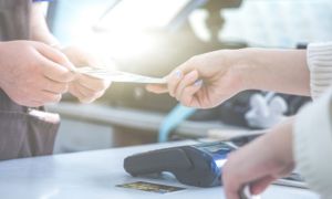 Châu Âu tiến nhanh vào kỷ nguyên không tiền mặt để thanh toán