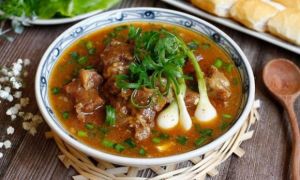 Thả thứ này vào nấu bò sốt vang: Thịt mềm tan, nhanh nhừ rút ngắn nửa thời...